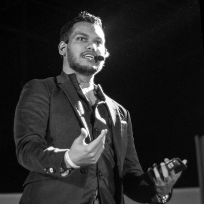 Chiragx speaking at a Web3 and technology event in Latin America