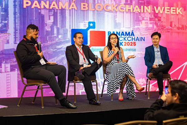 Panama Blockchain Week 2025, Panama Convention Center, Amador · Panama City · Panama | Chiragx (18/26)